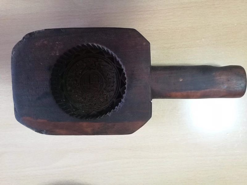 200 旧式月饼模具（2017 年摄）.jpg